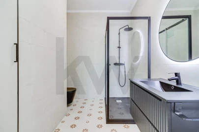 Apartamento T2 para Venda em Sacavém e Prior Velho
