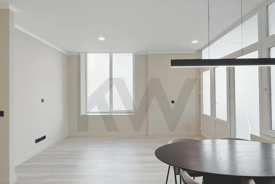 Apartamento T2 para Venda em Sacavém e Prior Velho Foto 2