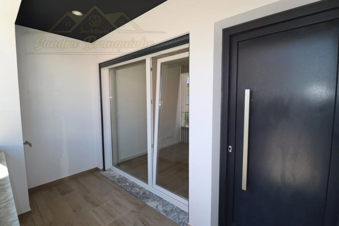 Apartamento T1 para Venda em Alfeizerão Foto 6