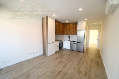 Apartamento T1 para Venda em Alfeizerão