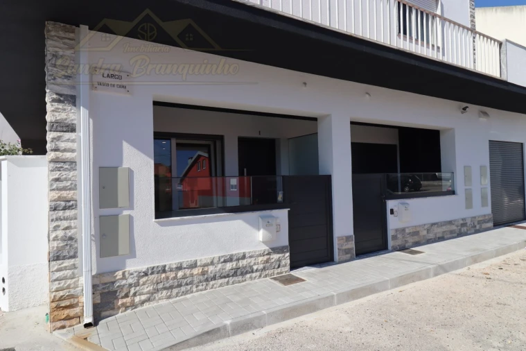 Apartamento T1 para Venda em Alfeizerão Foto 3