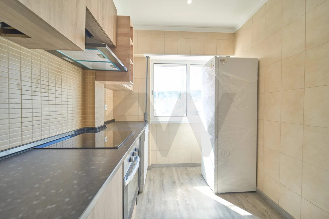 Apartamento T3 para Venda em Odivelas Foto 8