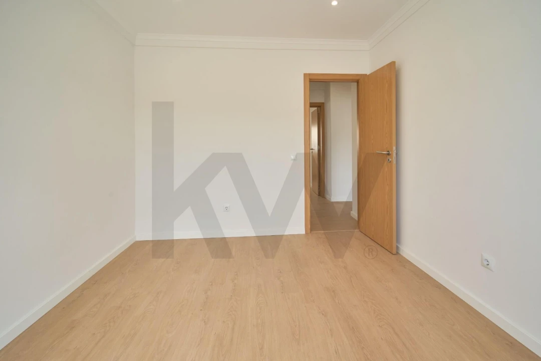 Apartamento T3 para Venda em Odivelas Foto 18