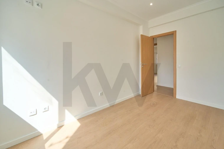 Apartamento T3 para Venda em Odivelas Foto 23