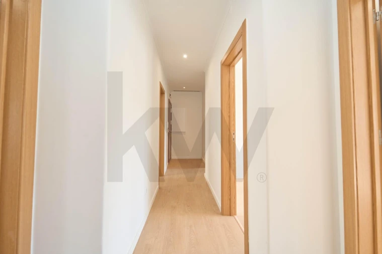 Apartamento T3 para Venda em Odivelas Foto 10
