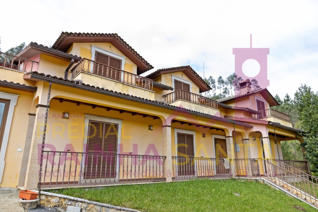Moradia T8 para Venda em Penacova Foto 1
