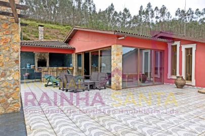 Moradia T8 para Venda em Penacova