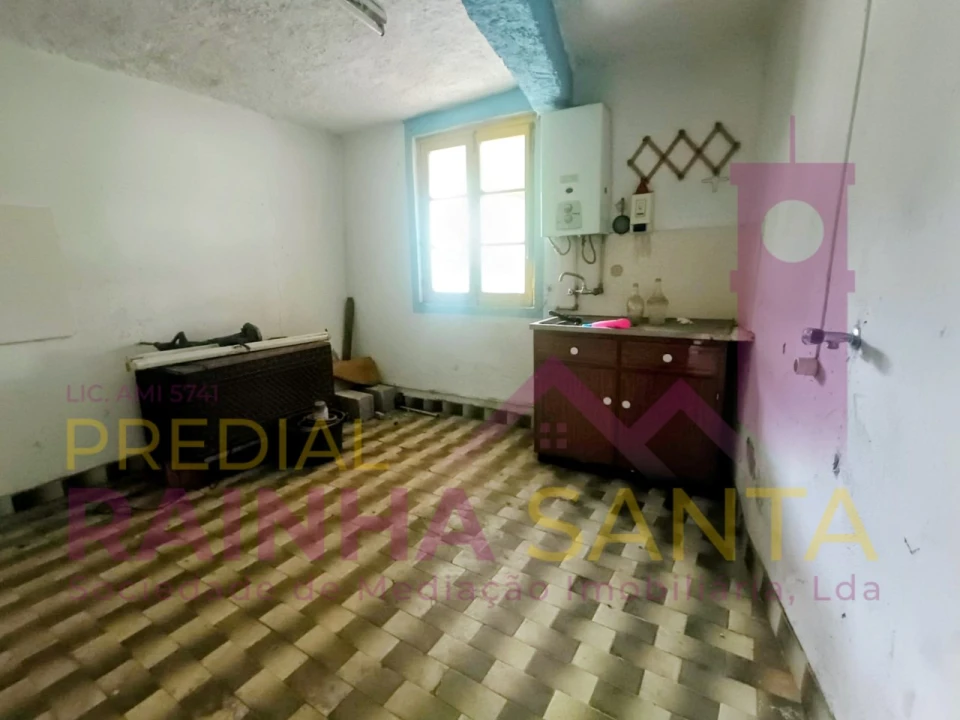Moradia T4 para Venda em Lousã e Vilarinho Foto 4