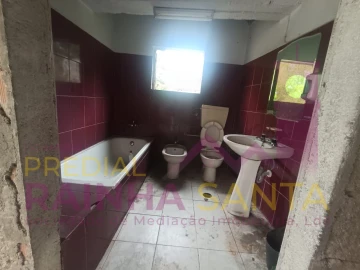 Moradia T4 para Venda em Lousã e Vilarinho
