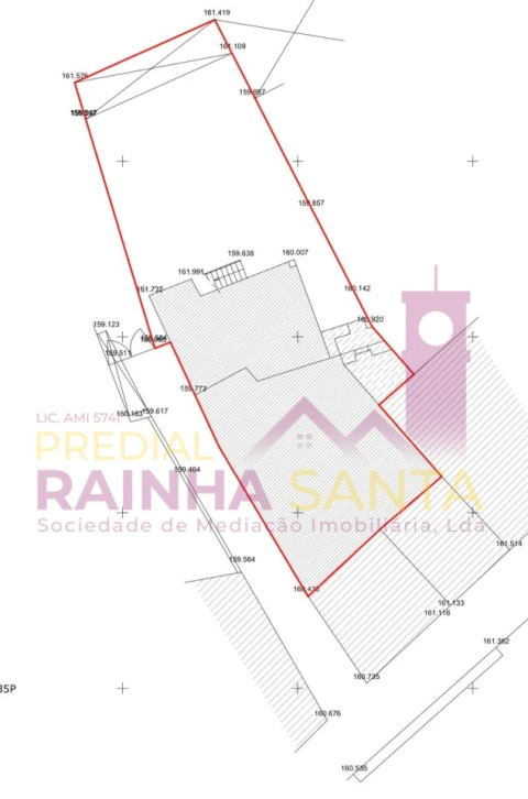 Moradia T4 para Venda em Lousã e Vilarinho