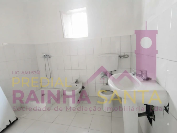 Moradia T4 para Venda em Lousã e Vilarinho Foto 10