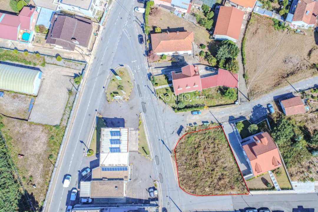 Terreno para Venda em Foz do Sousa e Covelo Foto 6