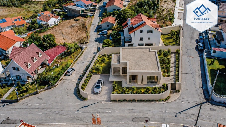 Terreno para Venda em Foz do Sousa e Covelo