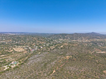 Terreno para Venda em Santa Barbara de Nexe
