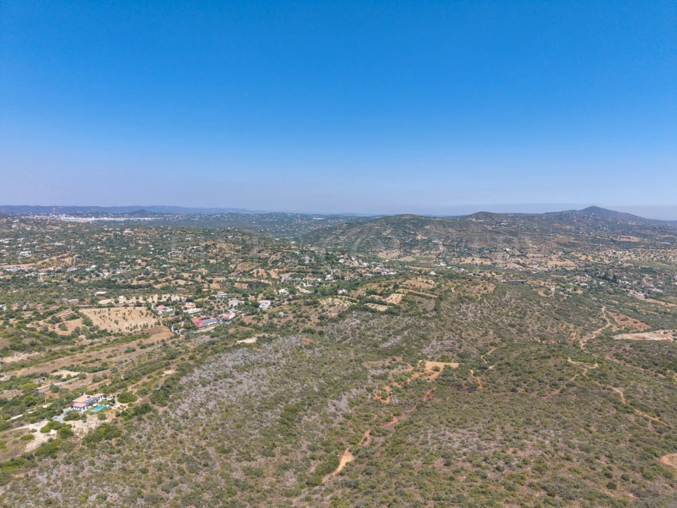 Terreno para Venda em Santa Barbara de Nexe Foto 8