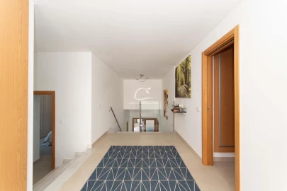 Moradia T3 para Venda em Loule (São Clemente)