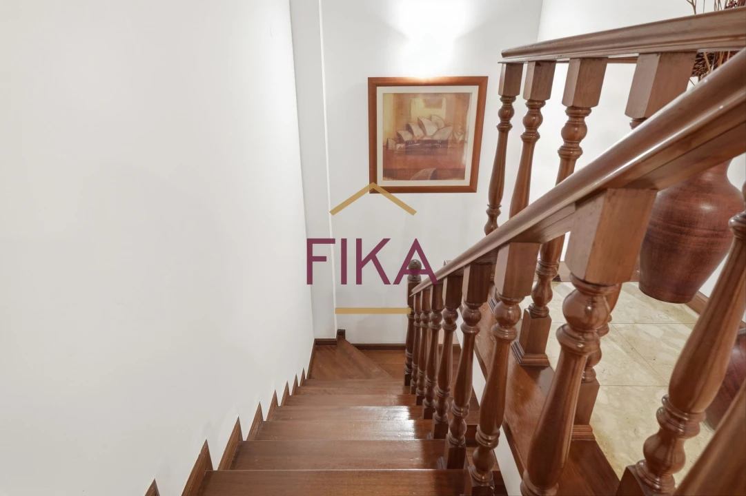 Apartamento T3 para Venda em Seixal Foto 20