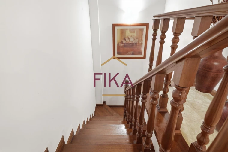 Apartamento T3 para Venda em Seixal Foto 20
