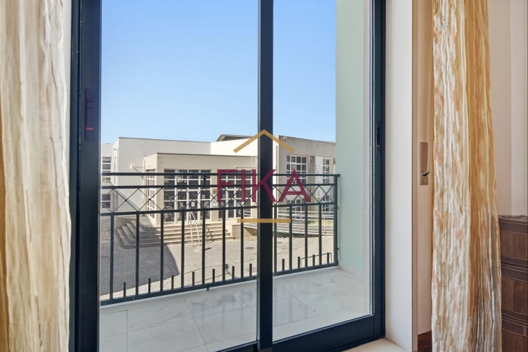Apartamento T3 para Venda em Seixal Foto 27