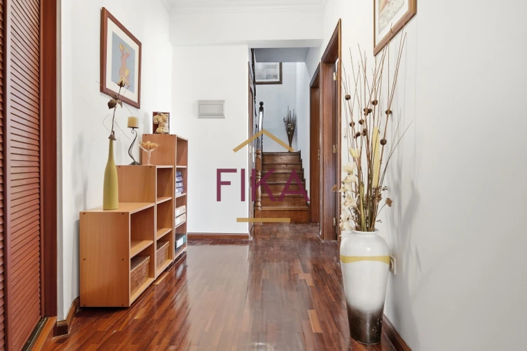 Apartamento T3 para Venda em Seixal Foto 21