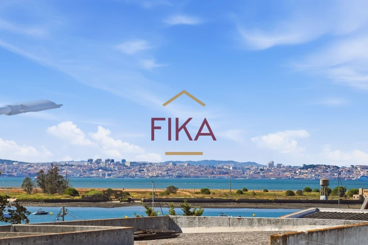 Apartamento T3 para Venda em Seixal Foto 7