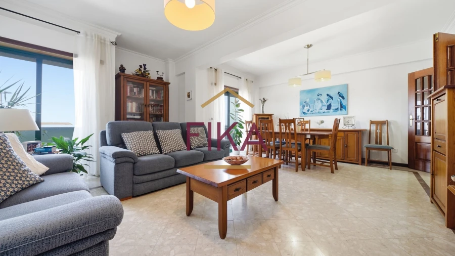 Apartamento T3 para Venda em Seixal