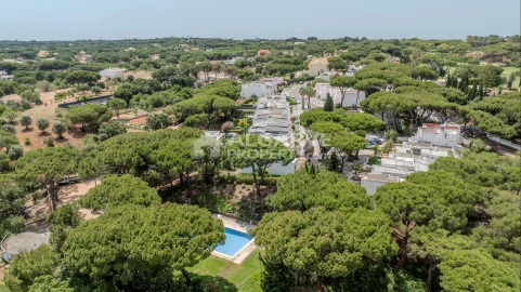 Moradia T3 para Venda em Quarteira