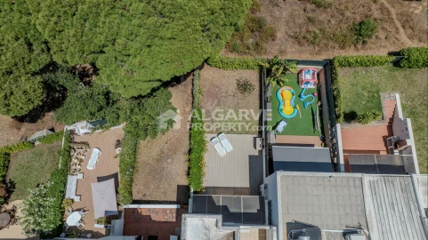 Moradia T3 para Venda em Quarteira