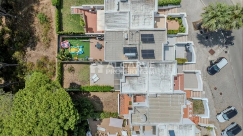 Moradia T3 para Venda em Quarteira