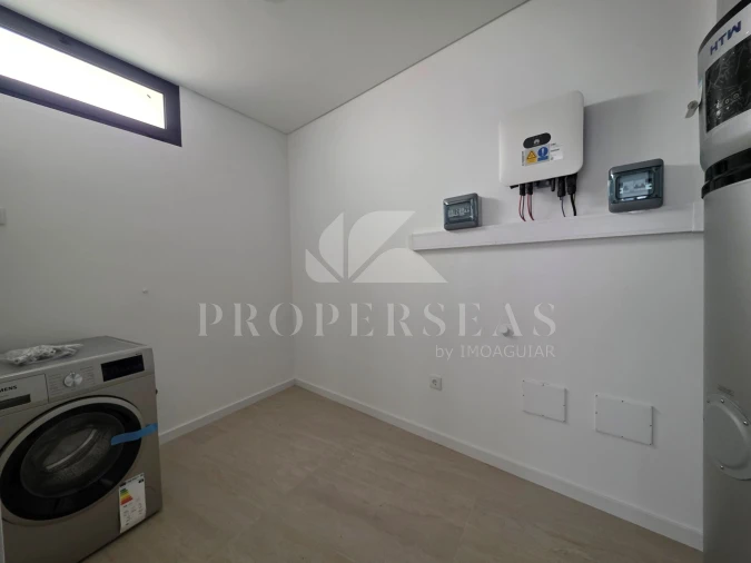 Moradia T4 para Venda em São Martinho Foto 30