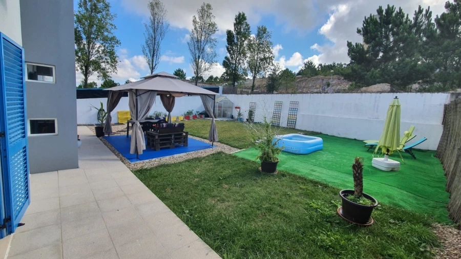 Moradia T3 para Venda em Santa Maria, São Pedro e Matacães Foto 3