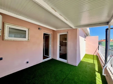 Apartamento T2 para Venda em Agualva e Mira-Sintra