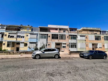 Apartamento T2 para Venda em Agualva e Mira-Sintra