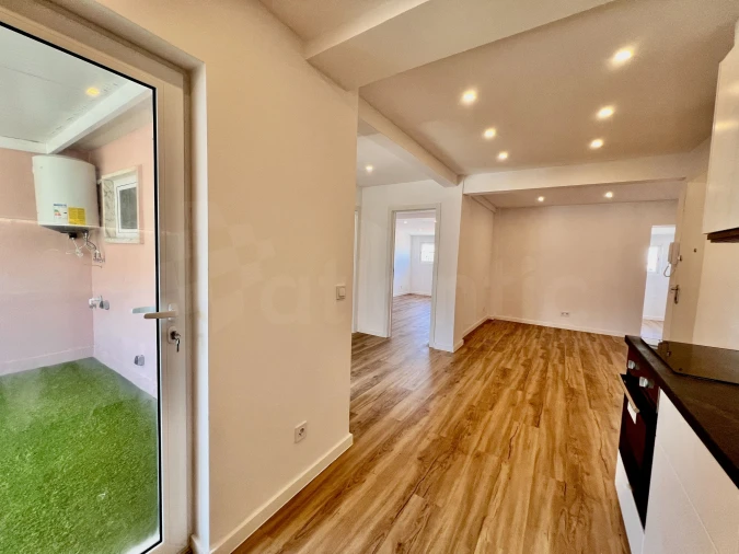 Apartamento T2 para Venda em Agualva e Mira-Sintra Foto 7