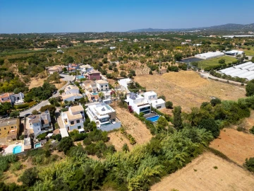 Terreno para Venda em Quelfes