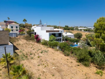 Terreno para Venda em Quelfes