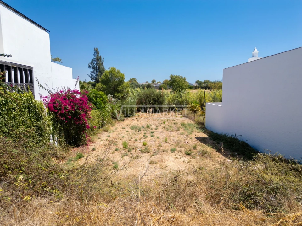 Terreno para Venda em Quelfes Foto 13