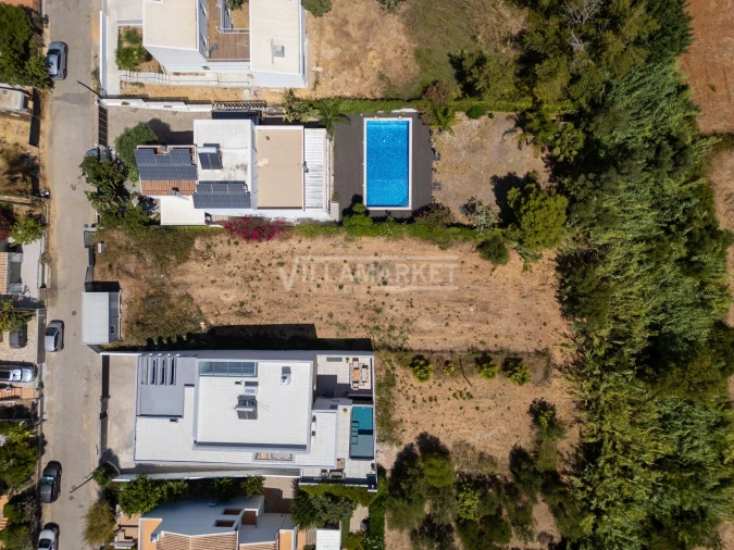 Terreno para Venda em Quelfes Foto 4