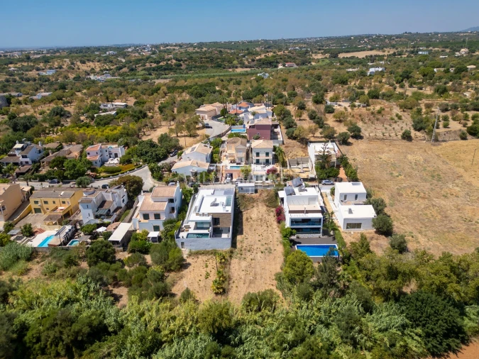 Terreno para Venda em Quelfes Foto 23