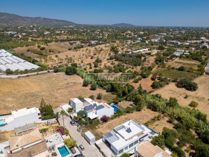 Terreno para Venda em Quelfes Foto 22