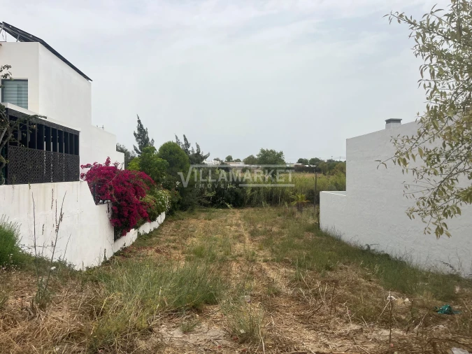 Terreno para Venda em Quelfes Foto 2