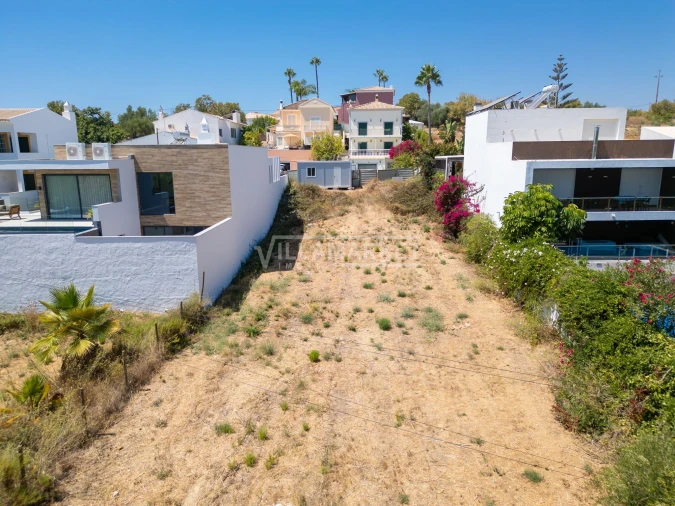 Terreno para Venda em Quelfes Foto 8
