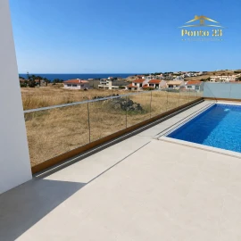 Moradia T3 para Venda em Porto Santo