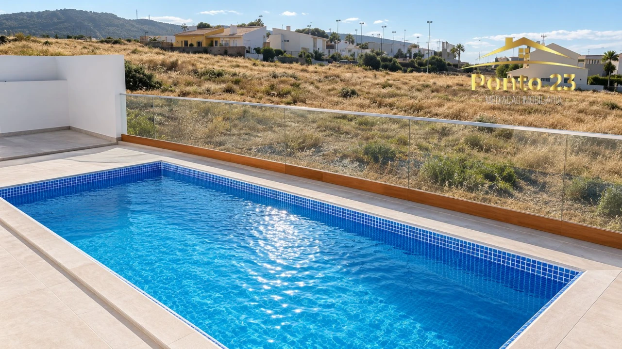 Moradia T3 para Venda em Porto Santo Foto 3