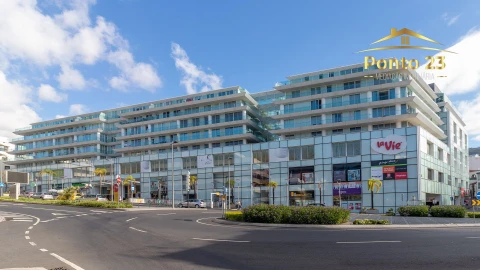 Apartamento T4 para Venda em Funchal (Se)