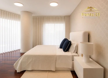 Apartamento T4 para Venda em Funchal (Se)