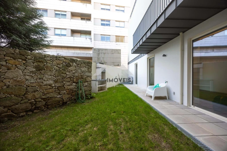 Apartamento T1 para Venda em Paranhos Foto 20