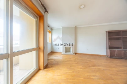 Apartamento T3 para Venda em Cedofeita, Santo Ildefonso, Sé, Miragaia, São Nicolau e Vitória