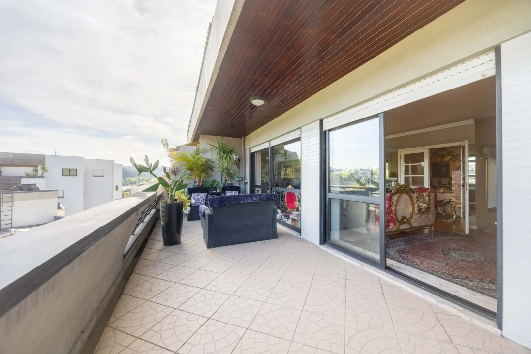 Apartamento T5 para Venda em Campanhã Foto 10