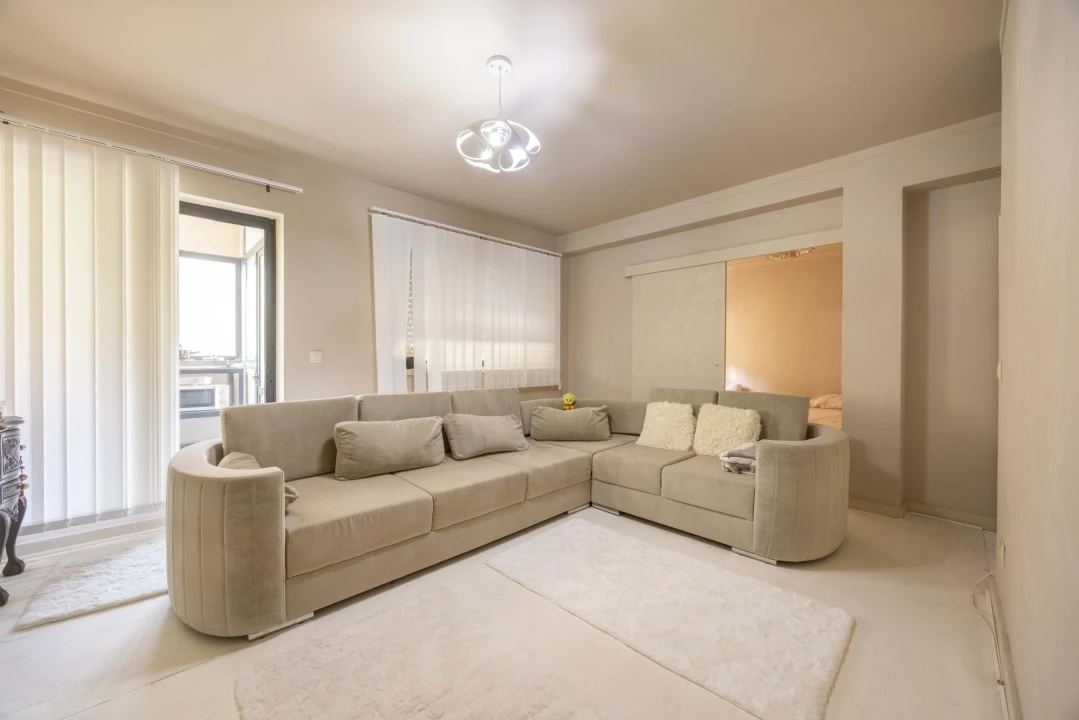 Apartamento T5 para Venda em Campanhã Foto 34